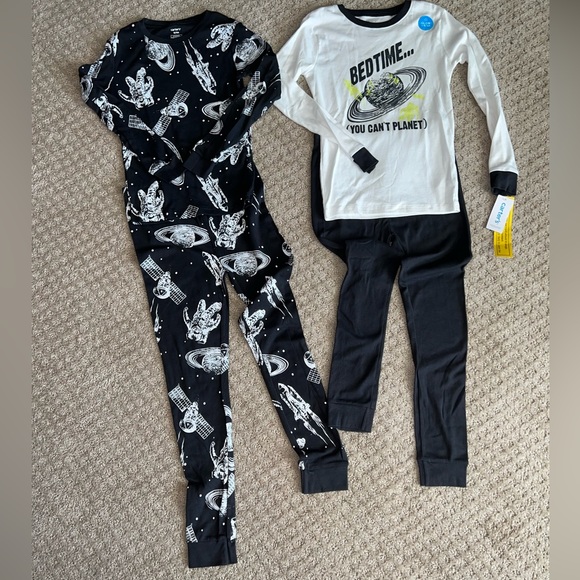 New Carters Glow in the Dark Bedtime You can’t planet pjs - Picture 3 of 12